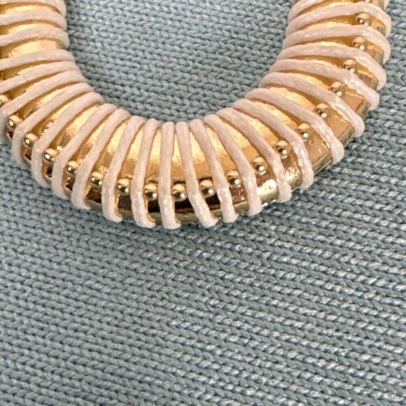 Gold Tone Teardrop Thread Wrapped Shepherd Hood Earrings Gold Creme Fashion - Picture 3 of 7